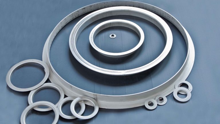 collari pressati in acciaio inox - foto1